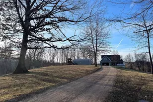 19129 Felton Rd, Stewart, OH 45778 - Photo 8