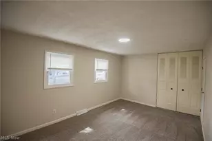 3945 S Schenley Ave, Youngstown, OH 44511 - Photo 10