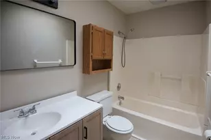 3945 S Schenley Ave, Youngstown, OH 44511 - Photo 12