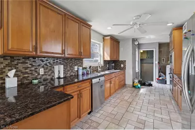 9877 Cutts Road, Chardon, OH 44024 - Photo 10