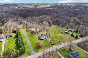 9877 Cutts Rd, Chardon, OH 44024 - Photo 44