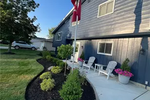 8407 Barton Dr, Strongsville, OH 44149 - Photo 4