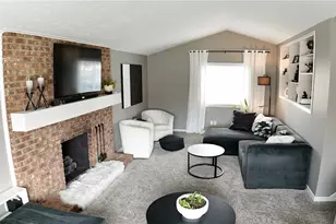 8407 Barton Dr, Strongsville, OH 44149 - Photo 10