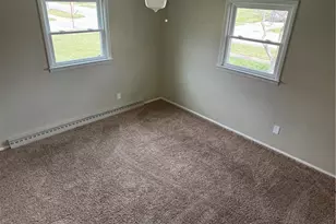 565 Irving Park Blvd, Sheffield Lake, OH 44054 - Photo 14