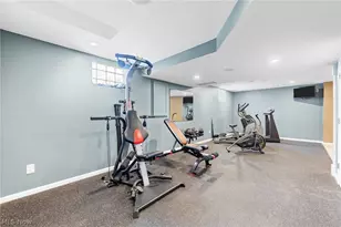 8460 Windsor Way, Grandview Heights, OH 44147 - Photo 38