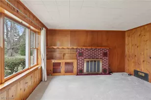 402 Yager Rd, New Franklin, OH 44216 - Photo 8