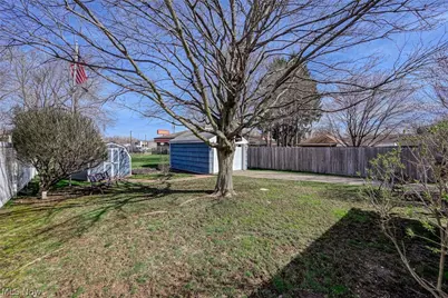 211 Millview Place SW, Canton, OH 44706 - Photo 38