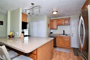 10270 Wellington Rd, Streetsboro, OH 44241 - Photo 6