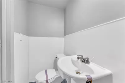 516 Whitney Avenue, Akron, OH 44306 - Photo 28