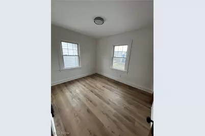 2089 Elbur Avenue, Oakwood, OH 44107 - Photo 10