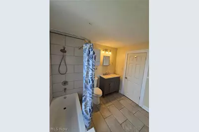 22031 Miller Avenue, Euclid, OH 44119 - Photo 8