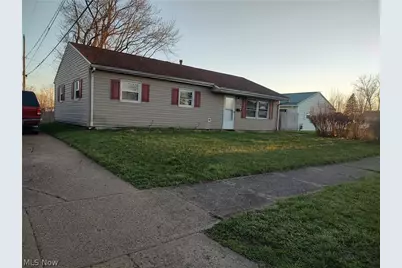 2656 22nd Street NE, Canton, OH 44705 - Photo 2