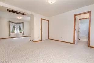 1389 N Milburn Square NE, Bolivar, OH 44612 - Photo 16