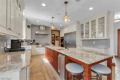 32811 Saint James Trail, Avon, OH 44011 - Photo 12