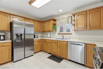 9433 Scottsdale Drive, Grandview Heights, OH 44147 - Photo 14