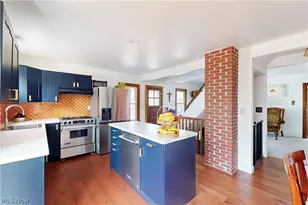 701 Lovers Ln, Steubenville, OH 43953 - Photo 6