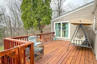 701 Lovers Ln, Steubenville, OH 43953 - Photo 2