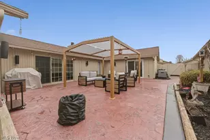 22144 Meadowsouth Ct, Strongsville, OH 44149 - Photo 32