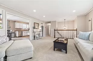 2858 Lombardi Ave SW, Canton, OH 44706 - Photo 8