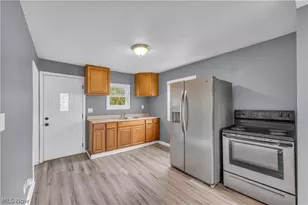 1771 E 37th St, Lorain, OH 44055 - Photo 8