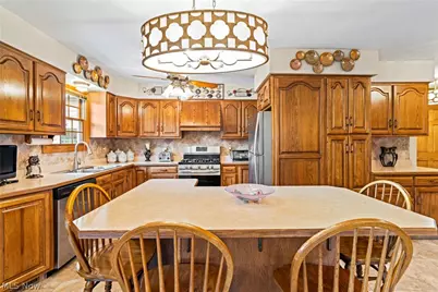 551 E Regency Circle, Canfield, OH 44406 - Photo 18