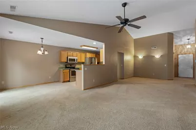 3068 Somerset Drive, Akron, OH 44312 - Photo 8