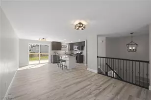 4820 Emerald Ln, Brunswick, OH 44212 - Photo 6