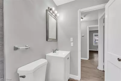 16606 Lipton Avenue, Loveland, OH 44128 - Photo 18