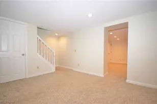 987 Howard Dr, Tallmadge, OH 44278 - Photo 38