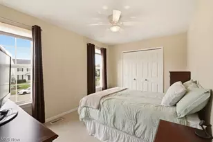 214 Gatwick Grove Cir, Wadsworth, OH 44281 - Photo 28