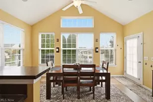 214 Gatwick Grove Cir, Wadsworth, OH 44281 - Photo 22