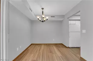 10446 Independence Dr, North Royalton, OH 44133 - Photo 6