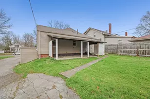 1073 Parkside Dr, Alliance, OH 44601 - Photo 32