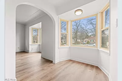 1073 Parkside Drive, Alliance, OH 44601 - Photo 10