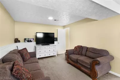 4829 Pinetrace Drive, Youngstown, OH 44515 - Photo 26