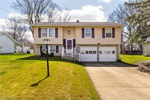 4829 Pinetrace Dr, Youngstown, OH 44515 - Photo 2