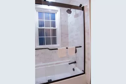 17707 Lomond Boulevard, Huber Heights, OH 44122 - Photo 34