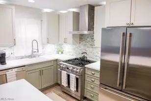 17707 Lomond Blvd, Huber Heights, OH 44122 - Photo 20