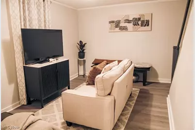 17707 Lomond Boulevard, Huber Heights, OH 44122 - Photo 42