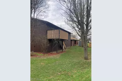 1436 Forrest Drive, Barberton, OH 44203 - Photo 30