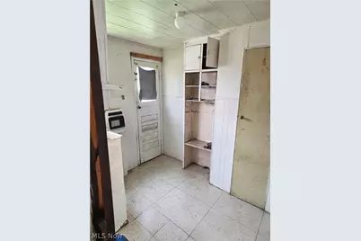 3563 Valerie Drive, Youngstown, OH 44502 - Photo 10