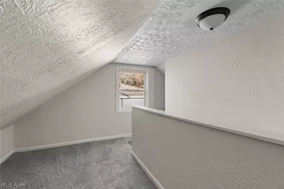 955 Iona Avenue, Akron, OH 44314 - Photo 16