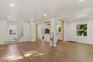 1126 Orlando Ave, Akron, OH 44320 - Photo 6