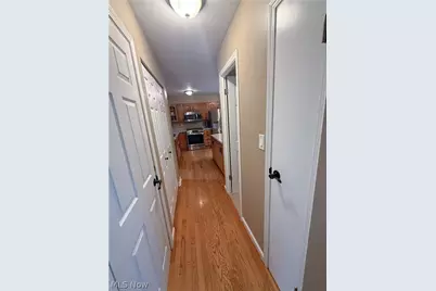 8552 Usher Road, Olmsted Twp, OH 44138 - Photo 6