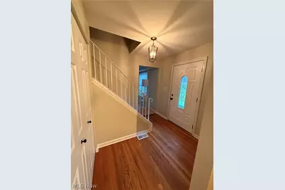 8552 Usher Road, Olmsted Twp, OH 44138 - Photo 2