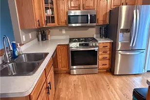 8552 Usher Rd, Olmsted Twp, OH 44138 - Photo 8