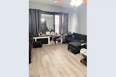 70 4th Street NW, Barberton, OH 44203 - Photo 40