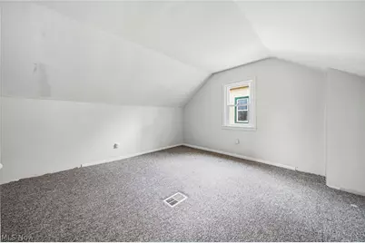 729 W Main Street, Geneva, OH 44041 - Photo 20