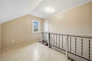 729 W Main St, Geneva, OH 44041 - Photo 22