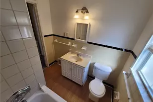 255 E 250th St, Euclid, OH 44132 - Photo 14